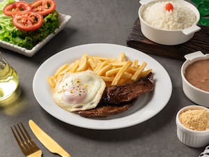 Bife a Cavalo + Arroz + Fritas